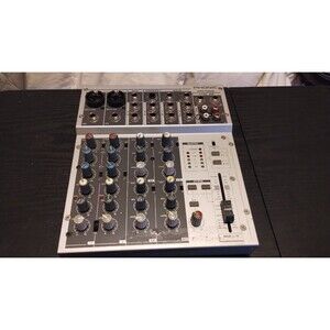 Phonic MM1002 Compact 10-channel Mixer Audio, Great! No power cable Tested Works